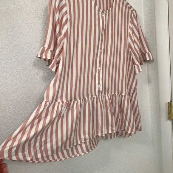 MADEWELL Studio Ruffle Hem Cecilia Stripe SZ: Medium - Picture 7 of 8